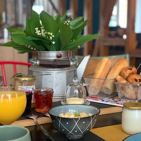 Cote Jardin Bed & Breakfast Sainte-Suzanne  ภายนอก รูปภาพ