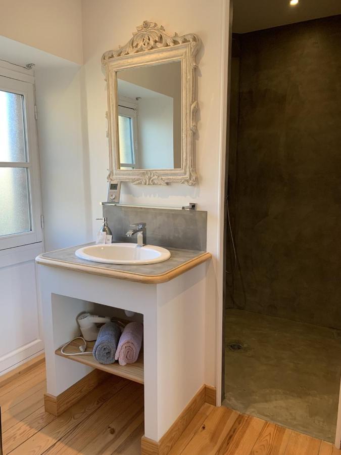 Cote Jardin Bed & Breakfast Sainte-Suzanne  ภายนอก รูปภาพ