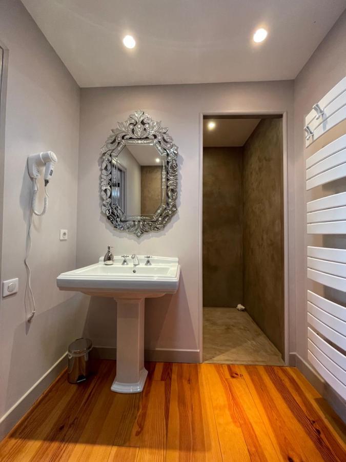 Cote Jardin Bed & Breakfast Sainte-Suzanne  ภายนอก รูปภาพ